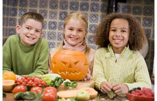 Enjoy a Healthy Halloween with your kids!